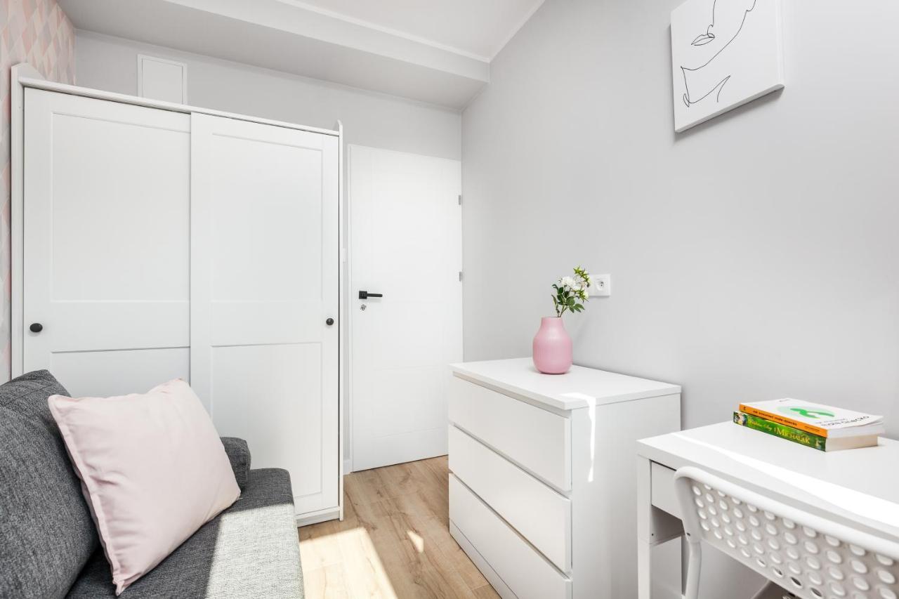 Pokoje Zaspa - Pilotow 20b, 800m Skm-zaspa, Odleglosc Do Morza 3km Homestay Gdansk